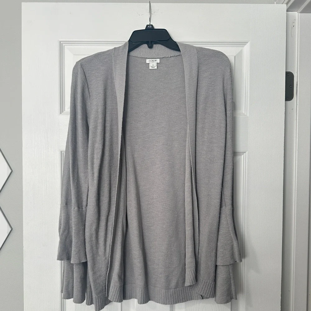 J Crew Gray Tuered ruffle sleeve cardigan sweater XS - Picture 2 of 6